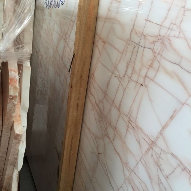 white marble (10).jpg