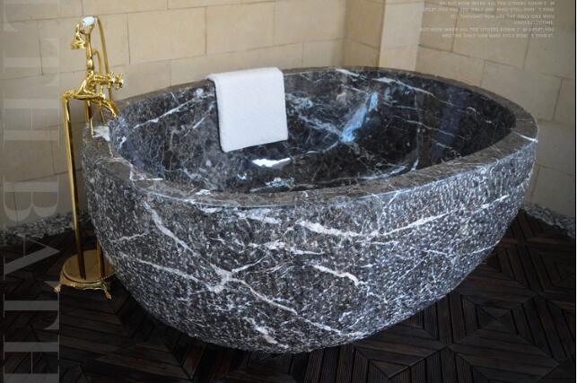marble bathroom tub.jpg