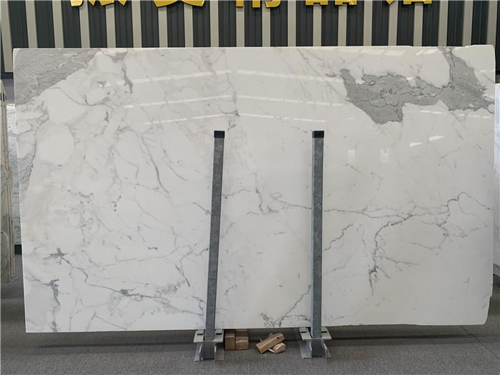 Calacatta white marble slab (73)