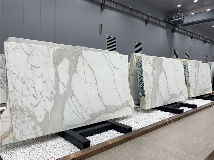 Calacatta white marble slab (38)