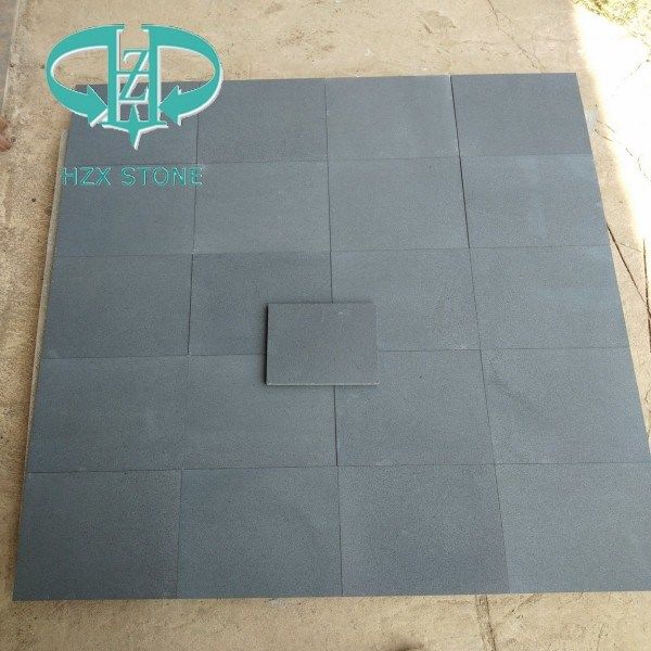 Hainan-Basalt-Zhangpu-Basalt-Mogolia-Black-G684-Black-Basalt-for-Flooring-Tile-Paving-Paver (2).jpg