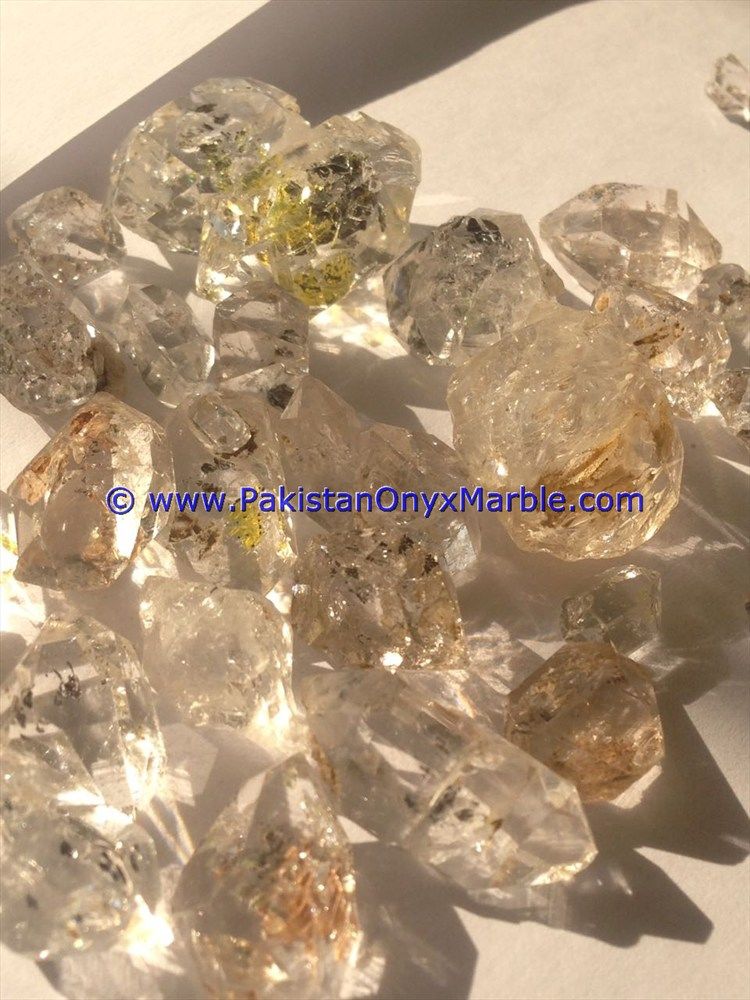 herkimer diamond quartz crystals double terminated rare hydro undamaged fluorescent petroleum gemstone from pakistan-09