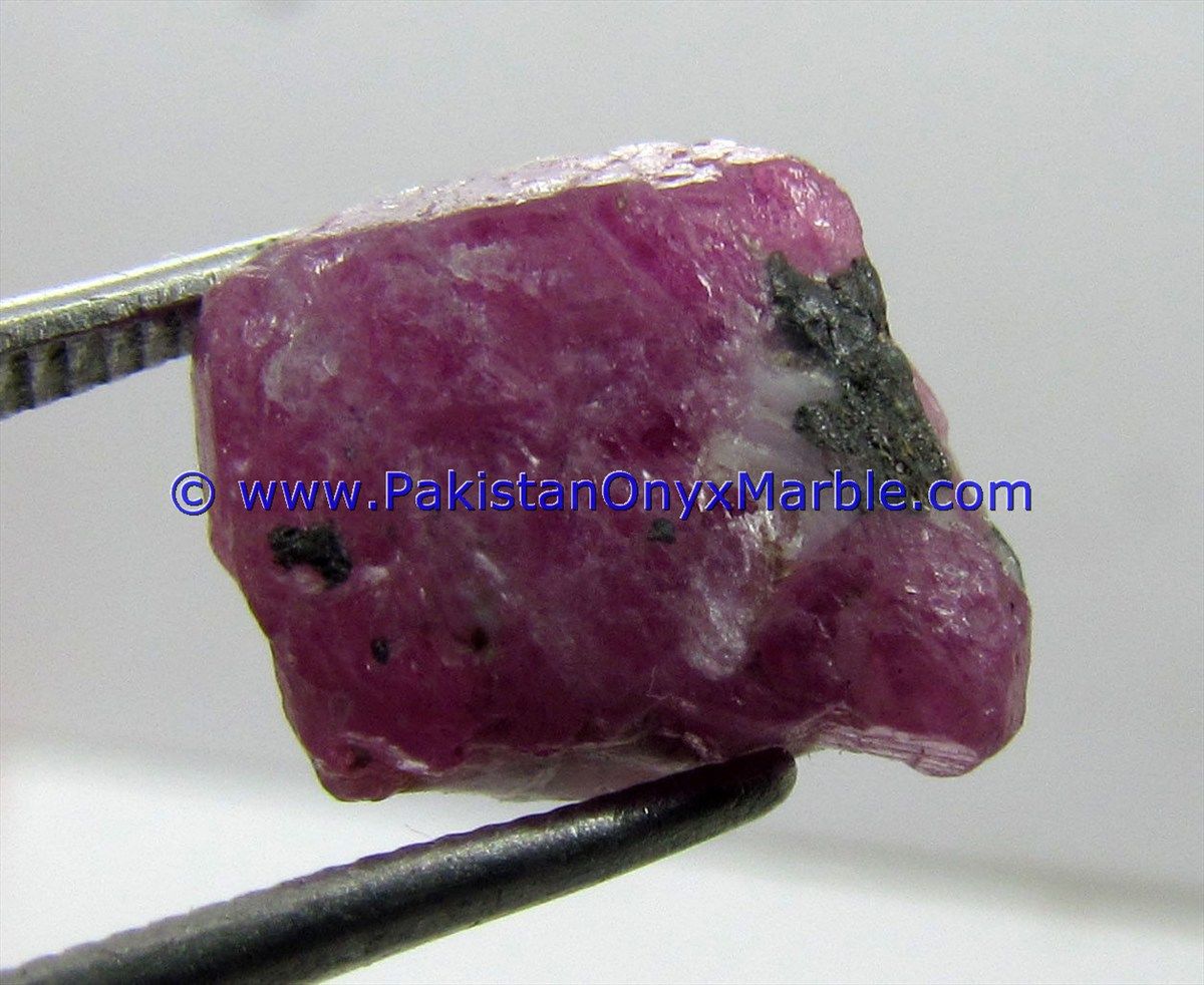 ruby facet grade rough natural gemstone fine quality crystal eye clean rare from hunza kashmir pakistan-04