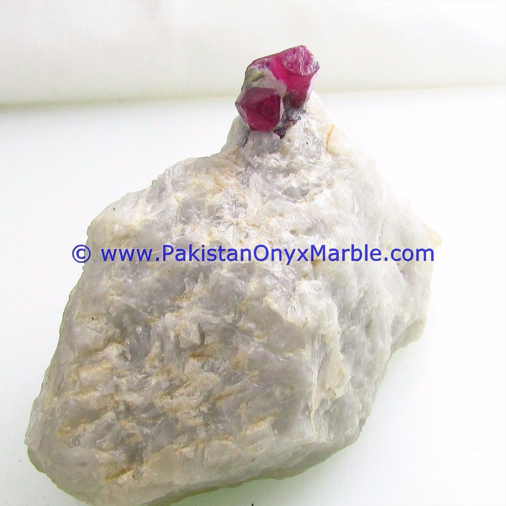 ruby specimens top quality terminated crystal mineral specimen pigeon blood motherrock matrix specimen from jegdalek afghaistan-04