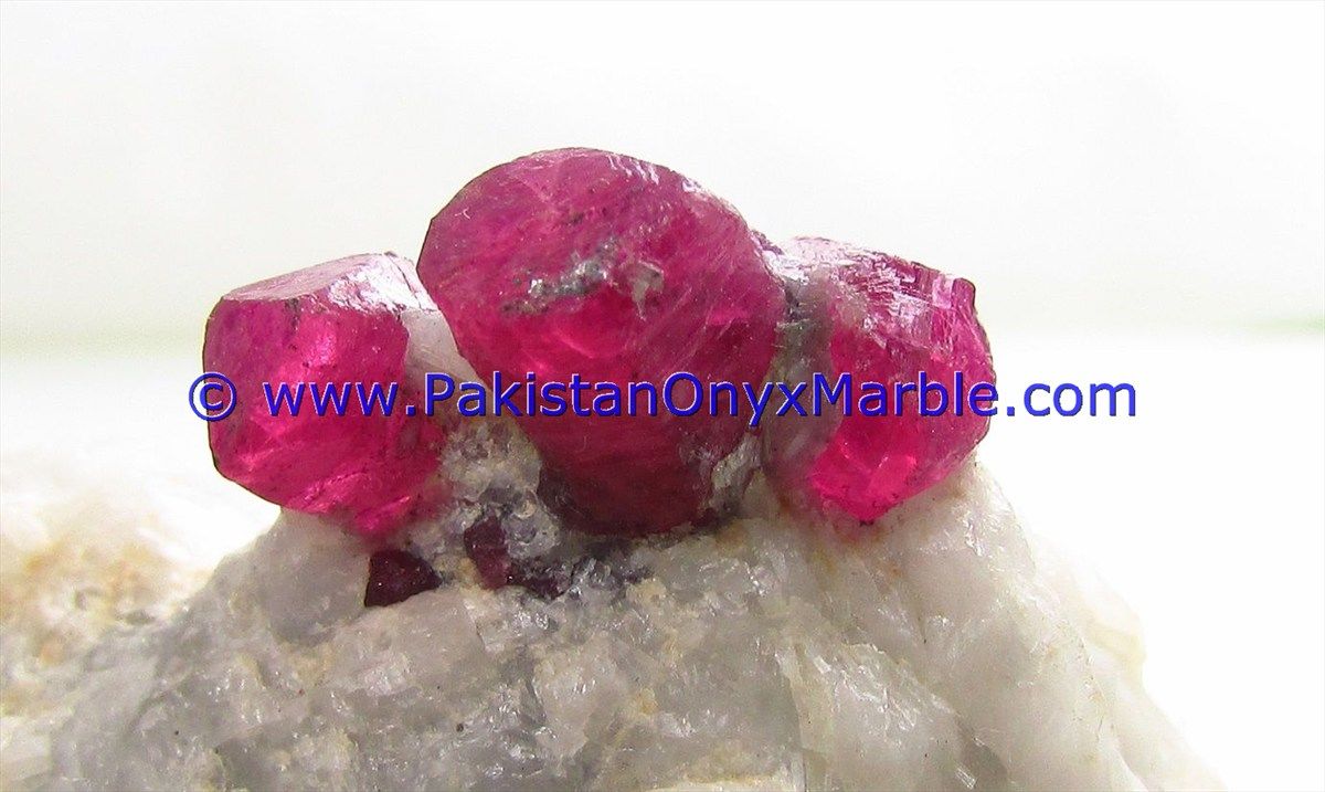 ruby specimens top quality terminated crystal mineral specimen pigeon blood motherrock matrix specimen from jegdalek afghaistan-07
