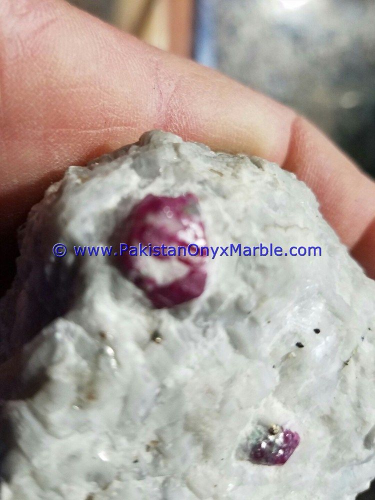 ruby specimens top quality terminated crystal mineral specimen pigeon blood motherrock matrix specimen from jegdalek afghaistan-11