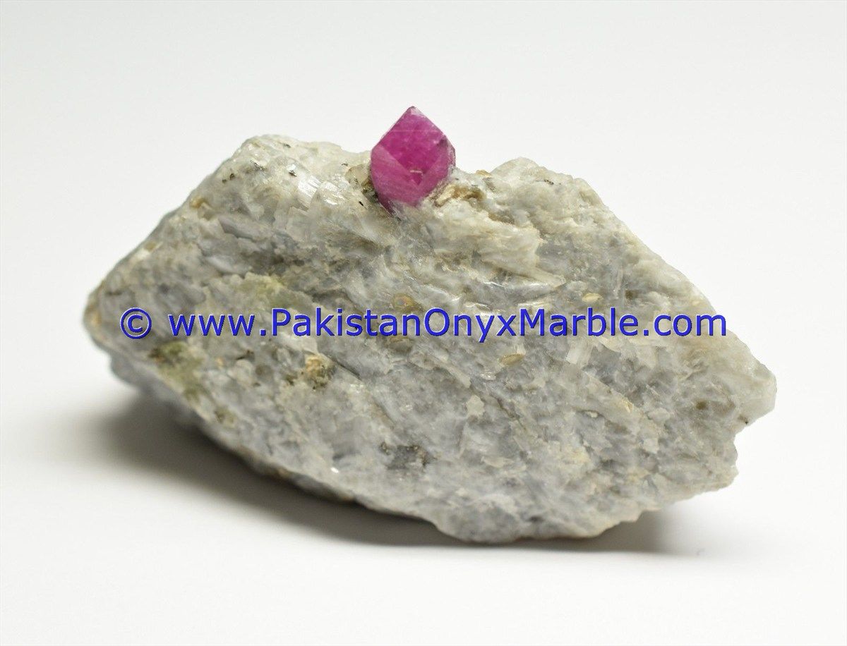 ruby specimens top quality terminated crystal mineral specimen pigeon blood motherrock matrix specimen from jegdalek afghaistan-13