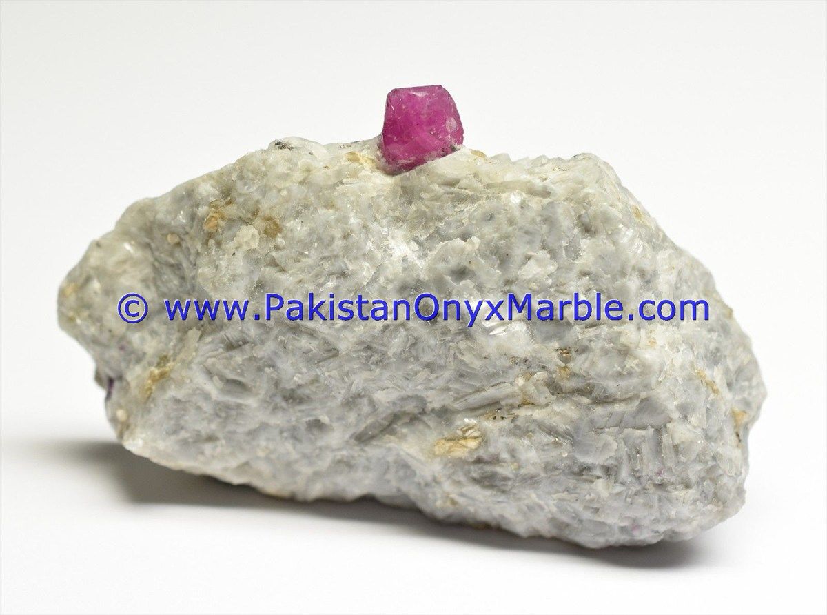 ruby specimens top quality terminated crystal mineral specimen pigeon blood motherrock matrix specimen from jegdalek afghaistan-15