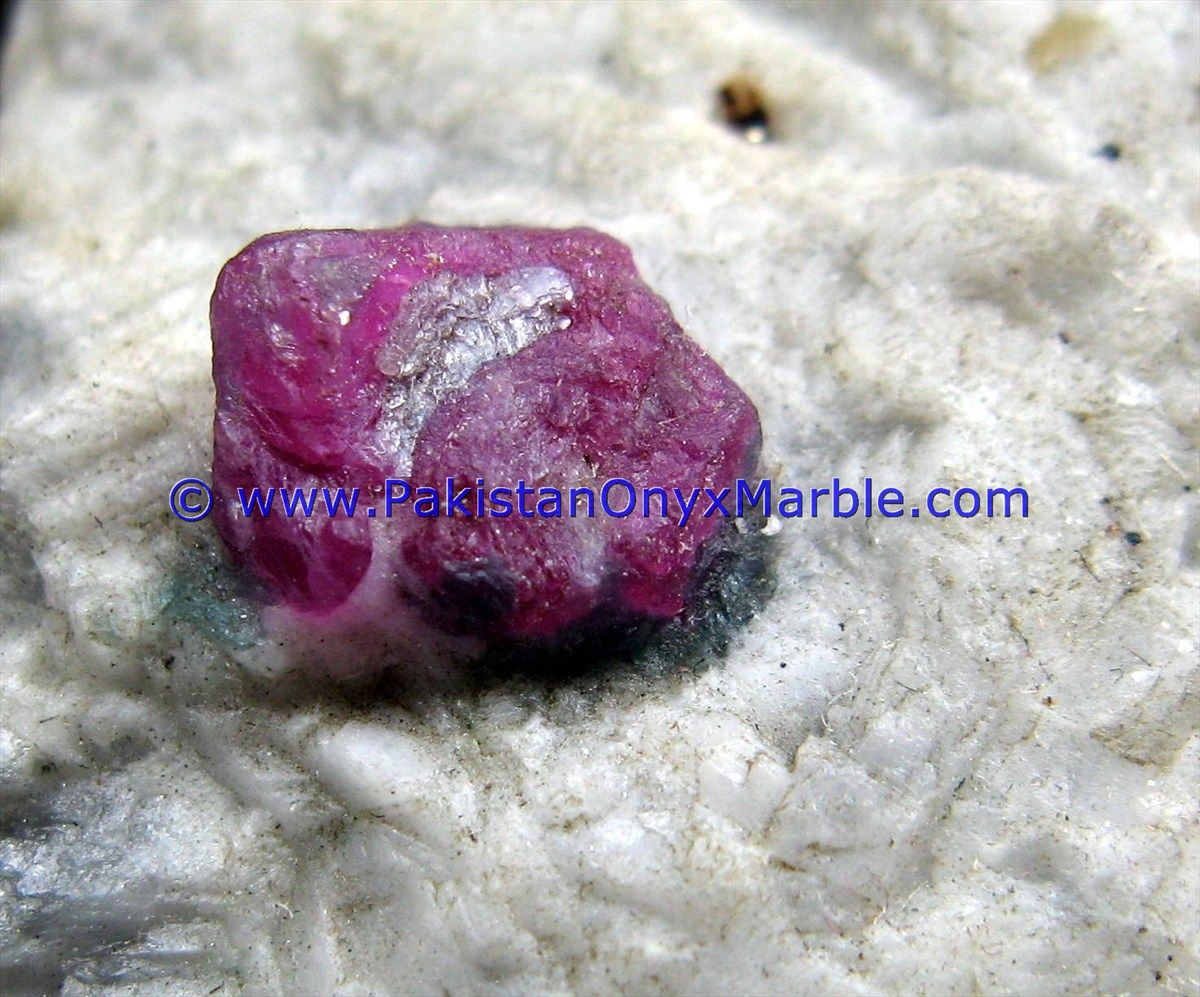 ruby specimens top quality terminated crystal mineral specimen pigeon blood motherrock matrix specimen from hunza kashmir mine pakistan-11