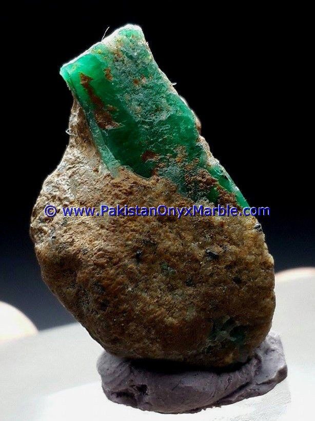 emerald specimens top quality terminated crystals motherrock matrix specimen from panjsheer afghaistan-17