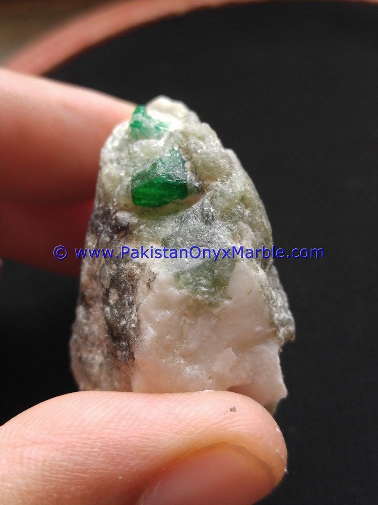 emerald specimens top quality terminated crystals motherrock matrix specimen from swat mine pakistan-15