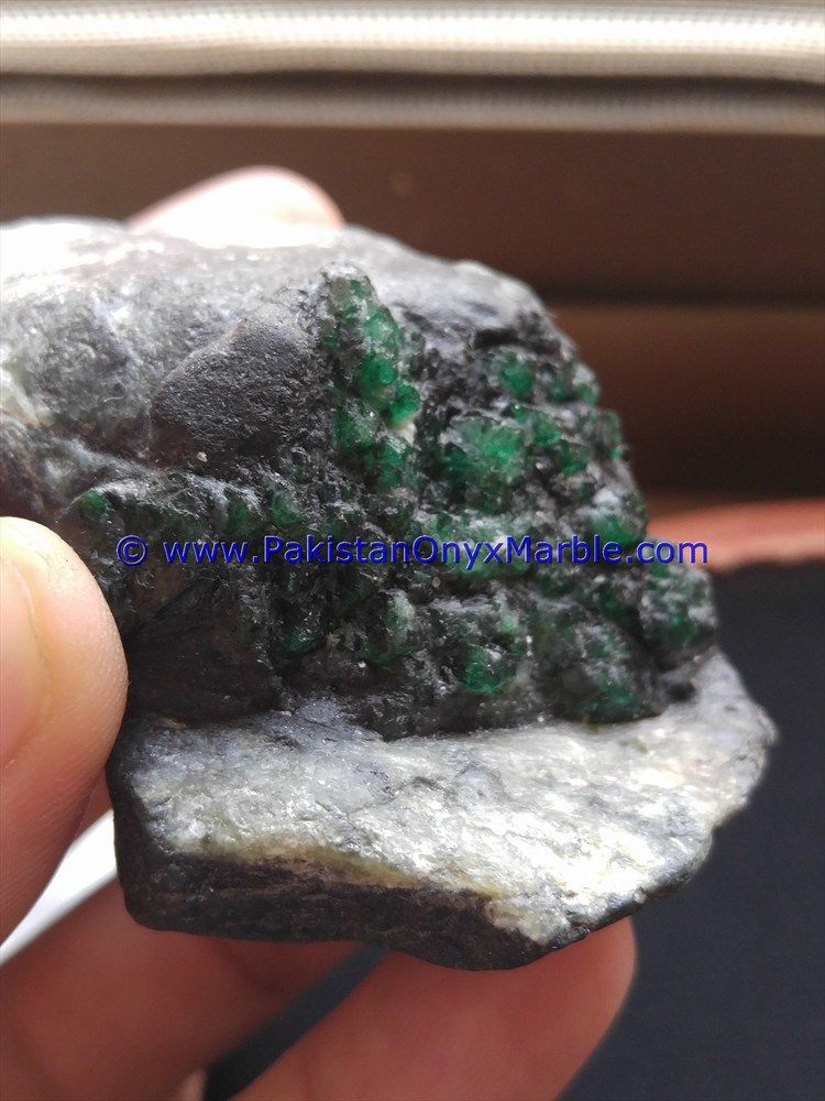 emerald specimens top quality terminated crystals motherrock matrix specimen from swat mine pakistan-16