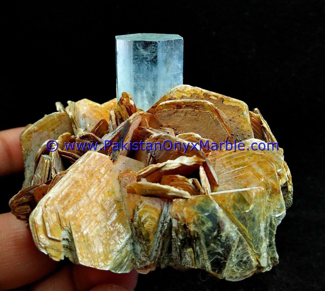 aqumarine specimens crystals amazing lustrous with muscovite shigar valley skardu district gilgit baltistan northern areas pakistan-03