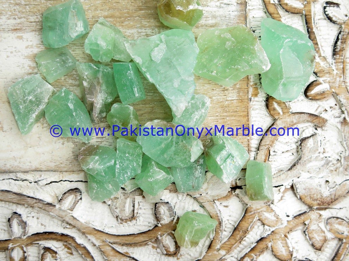 calcite rough natural green calcite crystal mineral stones points chunks healing chakra crystal mine pakistan-11