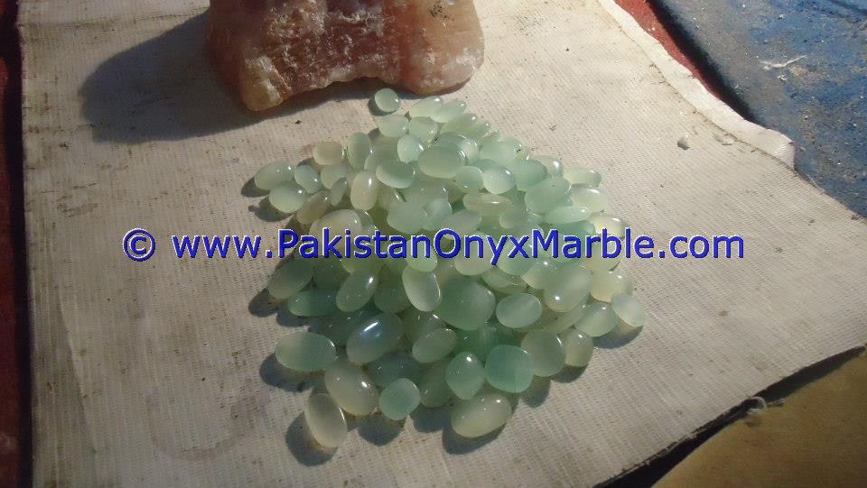 calcite green polished stones palmstone crystal healing therapy calming smooth reiki healing tumbled balls eggs pyramids obelisk cabochons-05