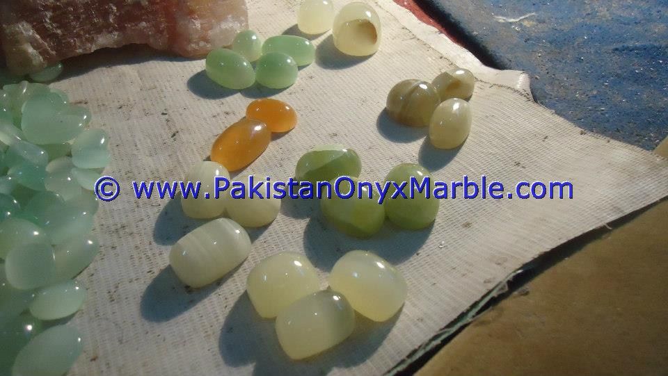 calcite green polished stones palmstone crystal healing therapy calming smooth reiki healing tumbled balls eggs pyramids obelisk cabochons-06