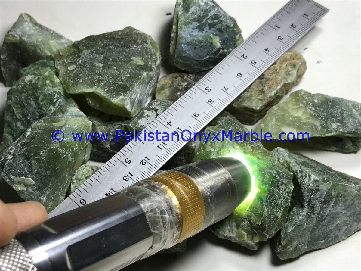 hydrogrossular garnet rough idocrase best quality aaa grade rough semipreious pakistan afghanistan mines-07