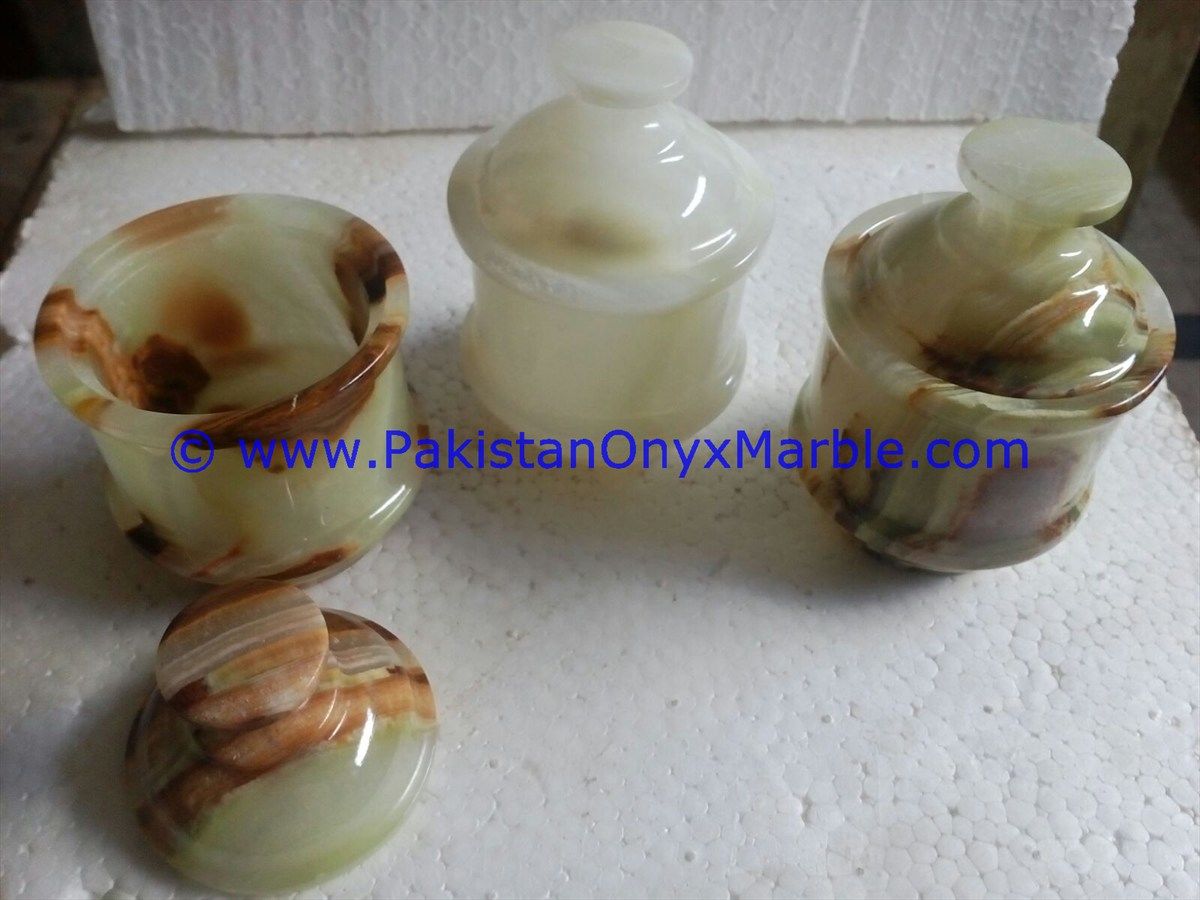 Onyx Apple candy Jars Pots-15