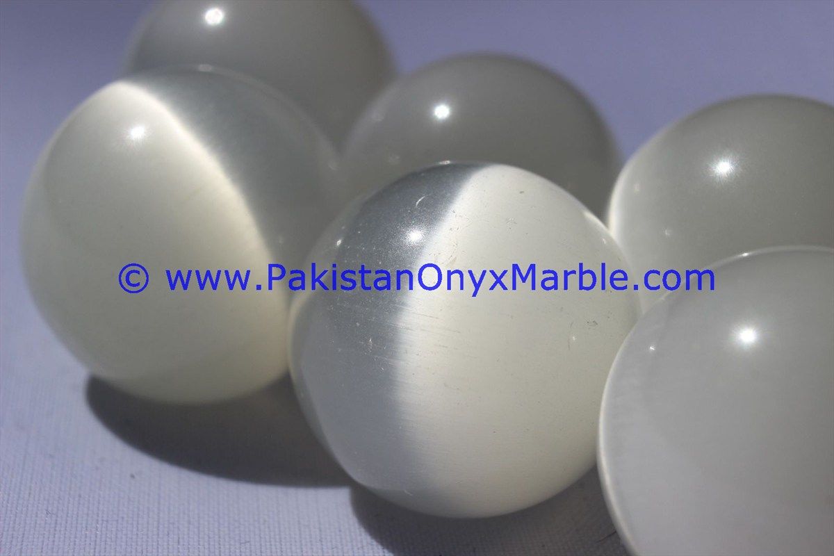 Ziarat Carrara White Marble Sphere Handcarved Round Ball-01