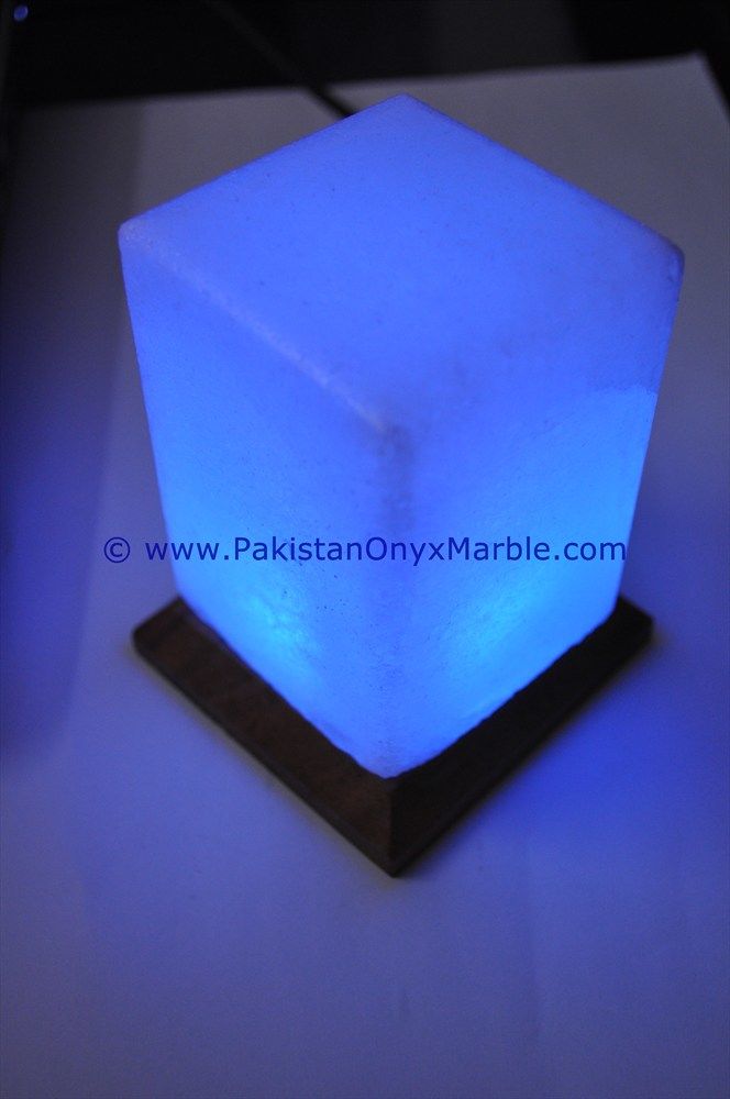 Himalayan USB cube square Salt Lmaps-05
