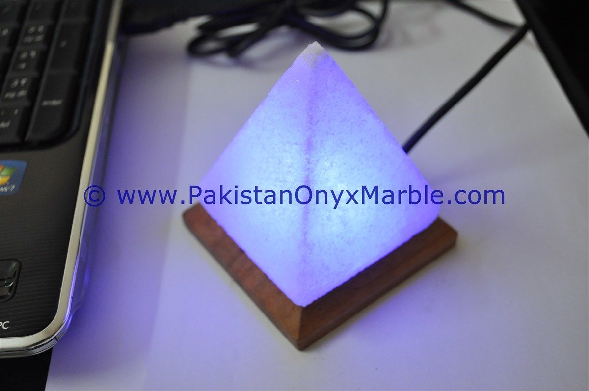 Himalayan USB Pyramid Salt Lmaps-06