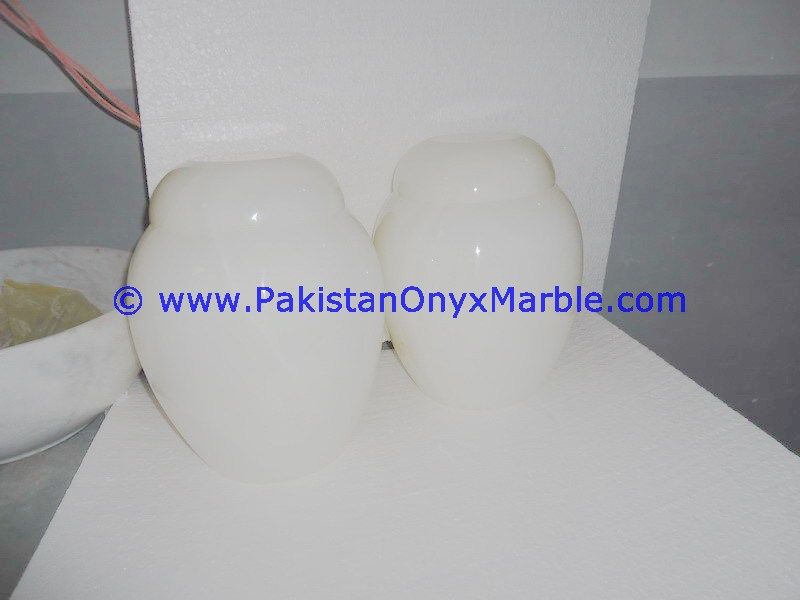 Onyx handcarved Ashes cremation white Onyx Urns-05