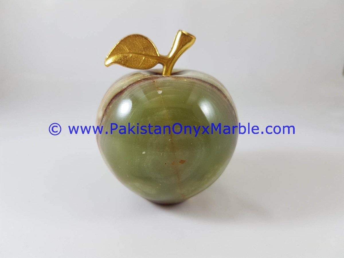 Green Onyx Apples with Brass Stem Leaf handcarved-08