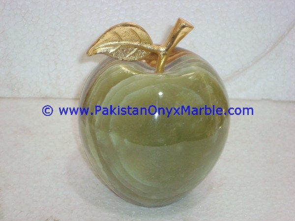 Green Onyx Apples with Brass Stem Leaf handcarved-19