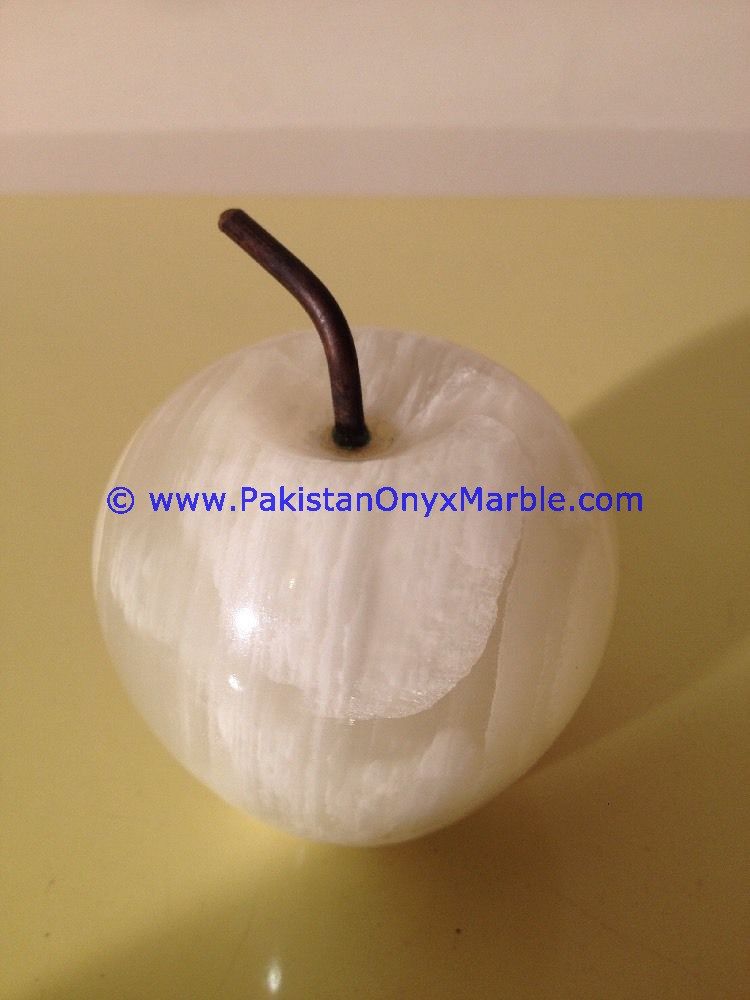 White Onyx Apples with Brass Stem Leaf handcarved-17