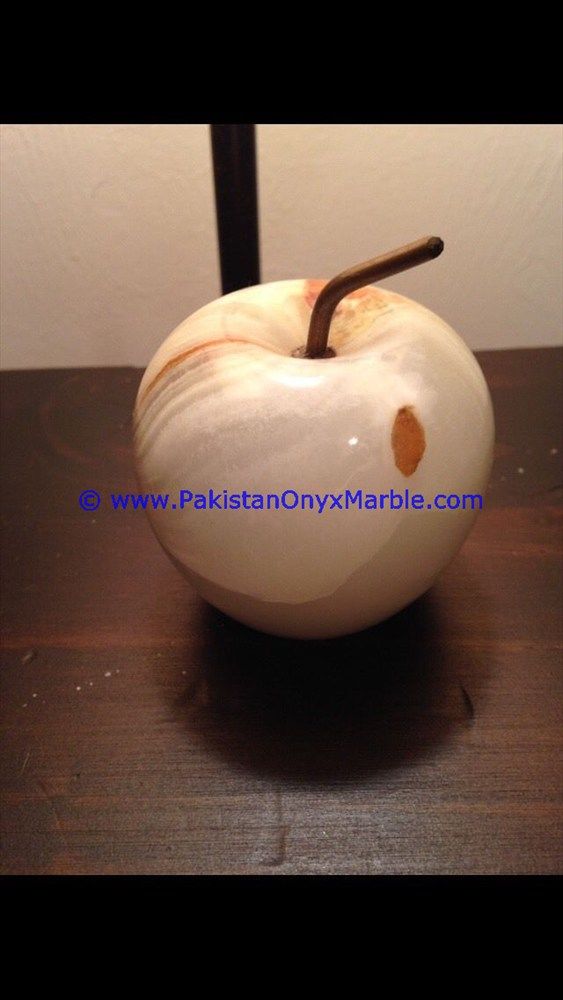 White Onyx Apples with Brass Stem Leaf handcarved-23