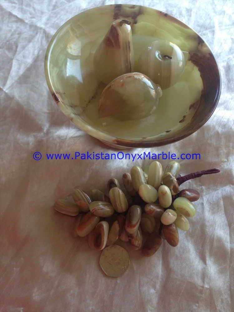 Onyx Pedestal fruits Bowls With Fruits Apple , Grapes, Pear , Banana-04