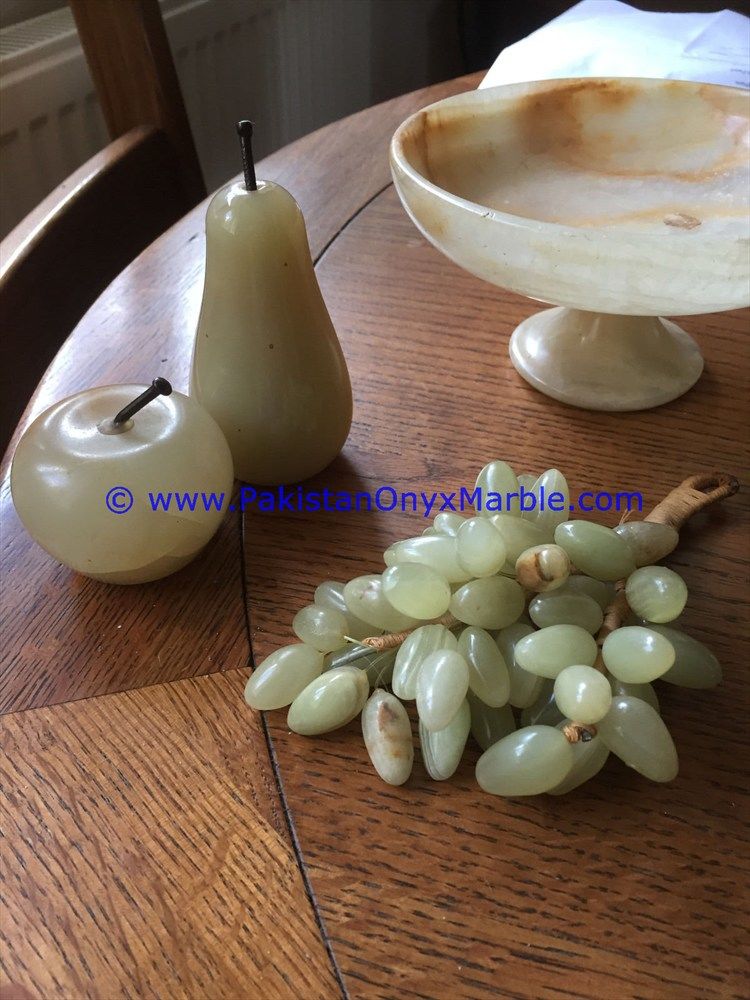 Onyx Pedestal fruits Bowls With Fruits Apple , Grapes, Pear , Banana-09