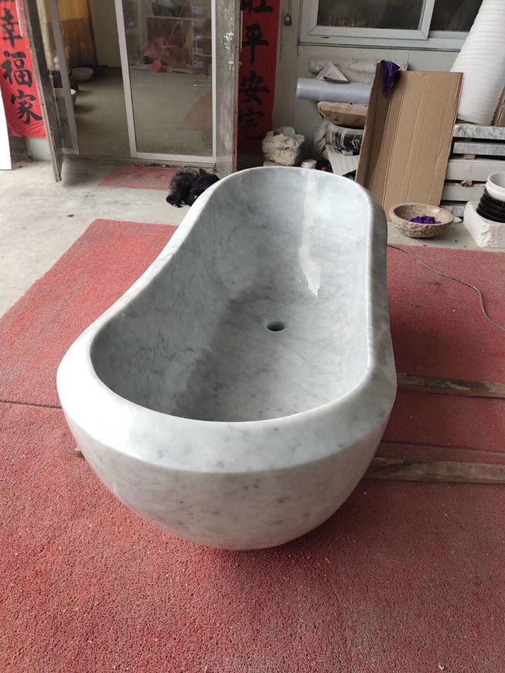 White marble bathtub.jpg
