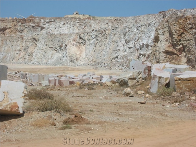 Bronceado Costa Sol Bronze Marble Quarry