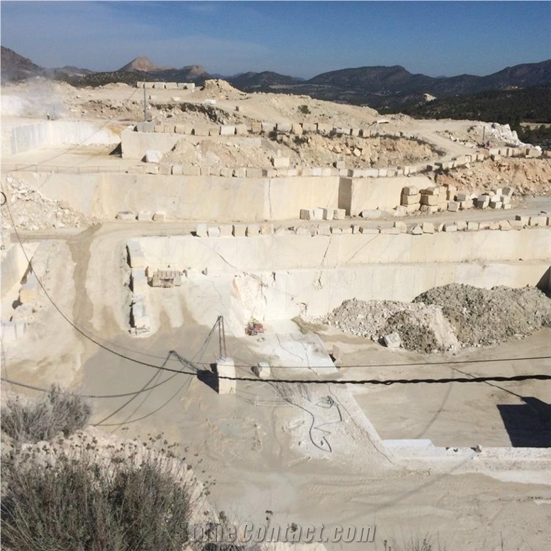 Perlato Imperial Quarry