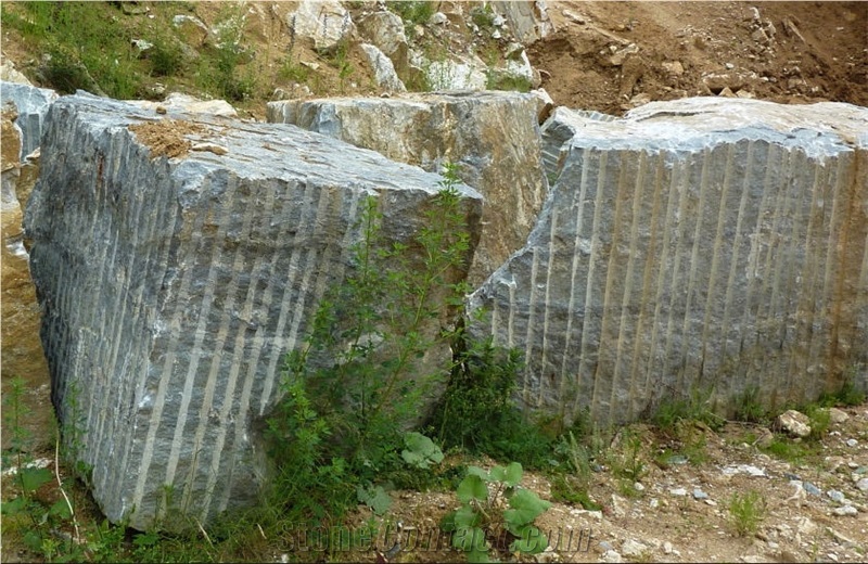 Lom Petrov - Svetla Slezska Granite Quarry