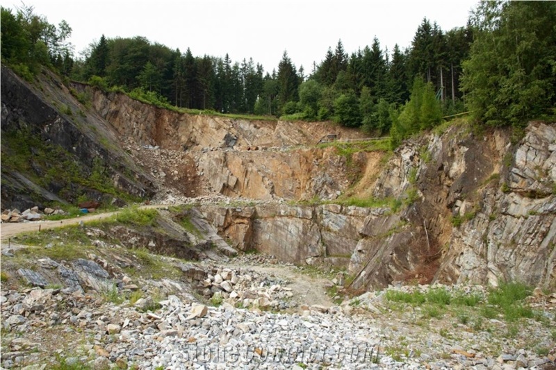 Lom V Horni Lipove - Lipovsky Mramor- Lipov Marble Quarry
