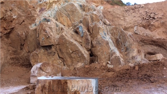 Azul do Mar Quartzite Quarry