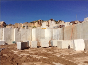Morocco Beige Limestone, Zola Beige, Chablis, Piedra Crema Maroc Quarry
