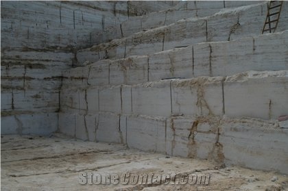 Budakalasz Travertine Quarry
