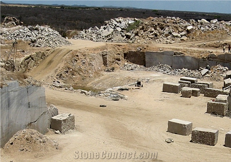 Cohiba Granite Quarry-Brown Antique Granite,Angola Gold Granite