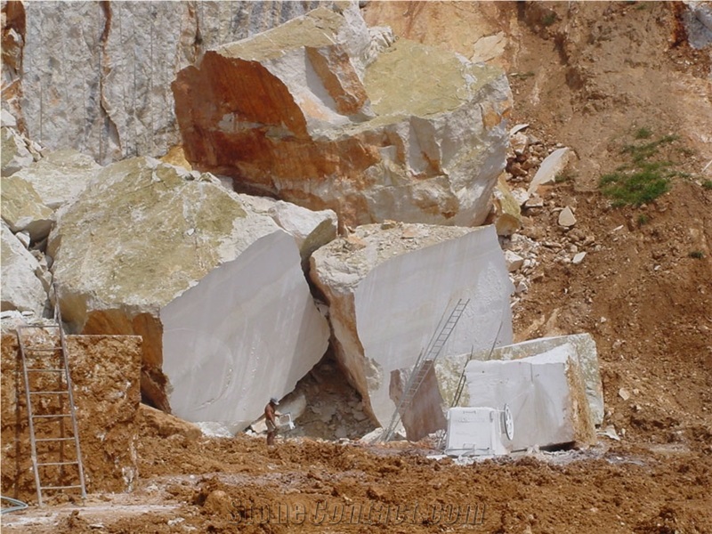 Botticino Super Light Marble Quarry