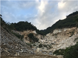 Vietnam Milk White Marble Quarry