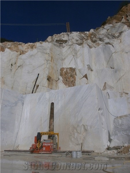 Statuario Caldia Marble Rocchetta quarry