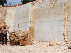 Ajloun Royal Beige- Ajlouni Desert Beige Limestone Quarry