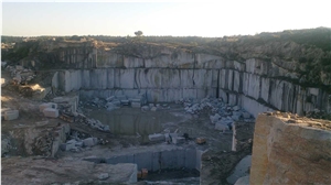 Gris Parga Granite and San Roman Granite Quarry