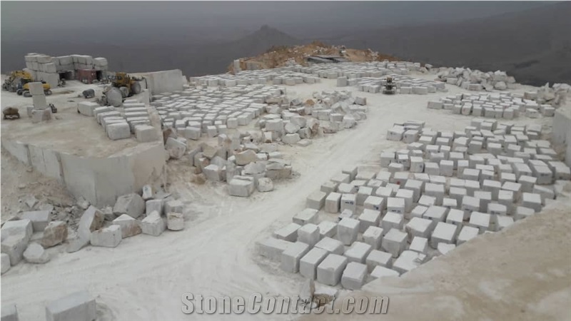 Samina Beige Marble Quarry