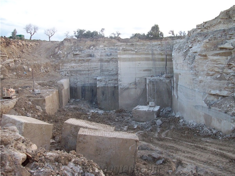 Beige Incomar Sandstone Quarry