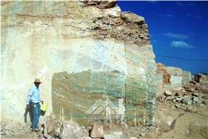 Smeraldo Onyx-Smeralda Onyx Quarry