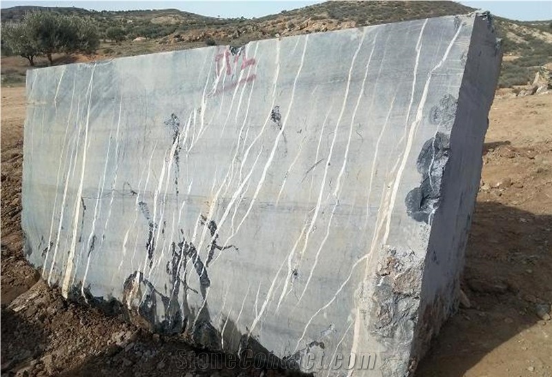 Noir Berbere Marble Quarry